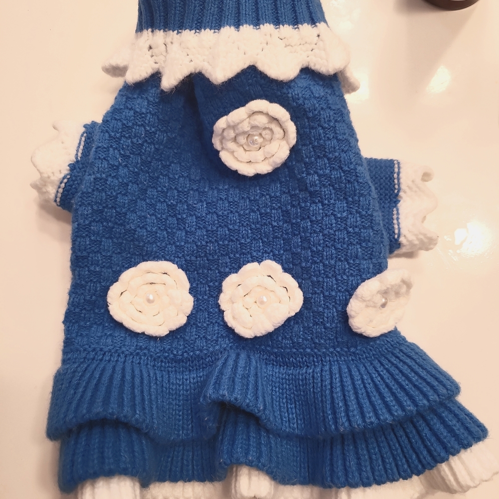 Small sz dog crochet dress